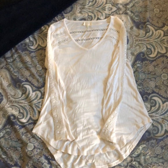 Deletta from Anthropologie top - Picture 6 of 8